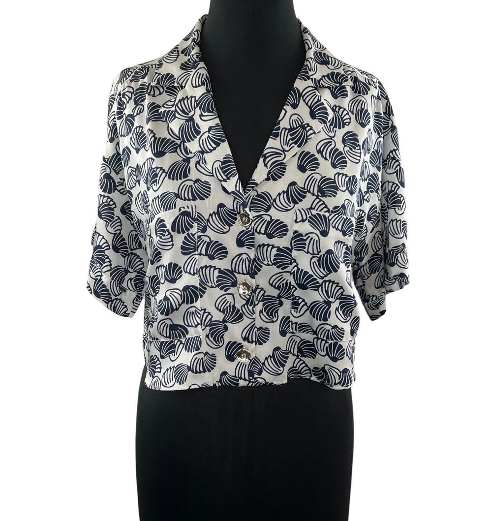 ZARA White Blue Clamshell Short Sleeve Button-Down Crop Top w/ Chest Pockets XS